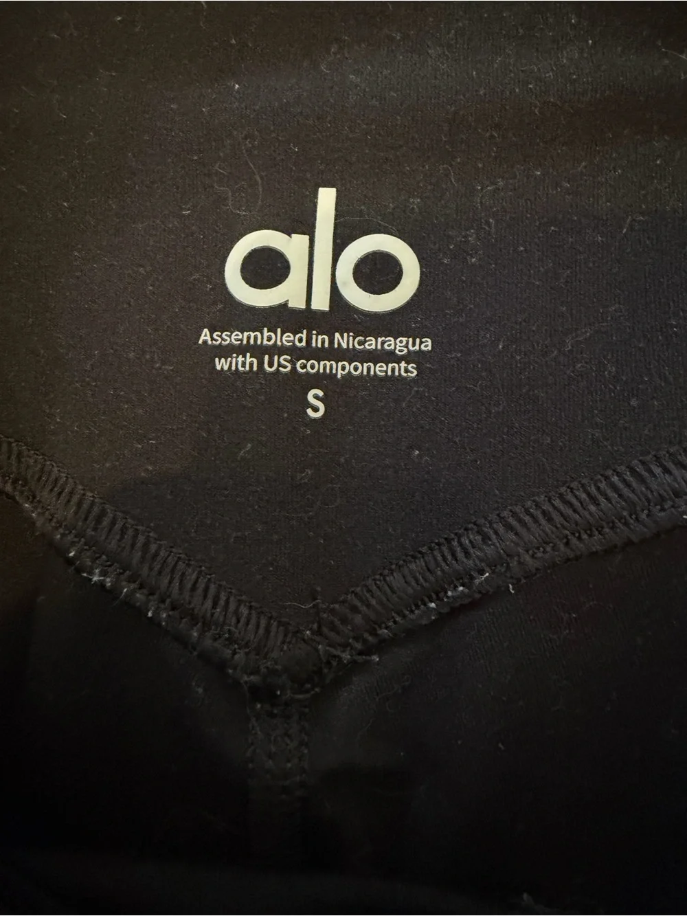 ALO Yoga Black & White Scoop Sports Bra